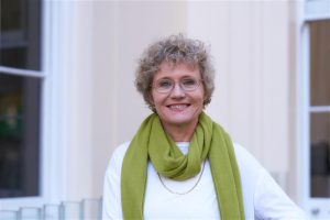 Sally Chalk (SC), CEO and Co-Founder of SignapseAI